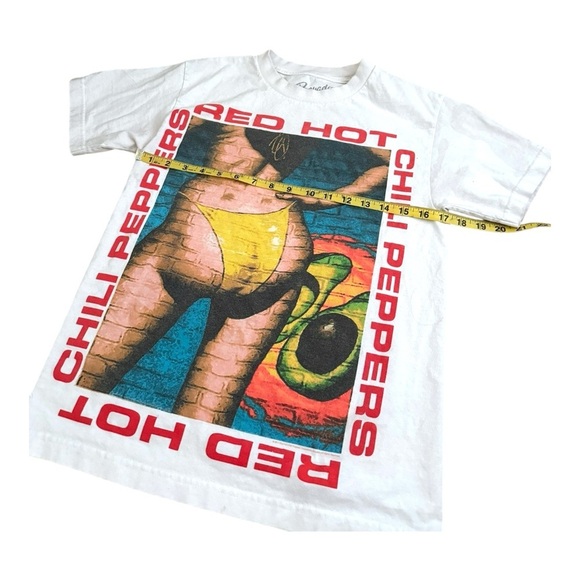 Red Hot Chili Peppers Graphic T-Shirt - Picture 5 of 7